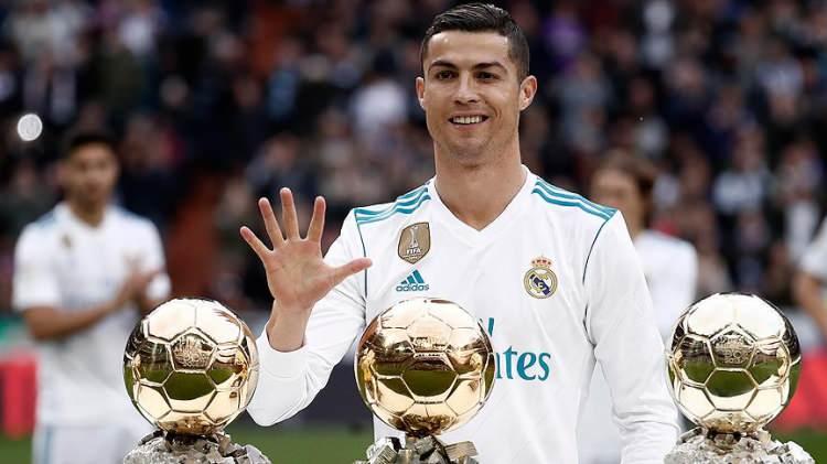 <p><span style="color:#B22222"><strong>3- RONALDO</strong></span></p>

<p>PORTEKİZ</p>

<p><strong>*15 GOL</strong></p>
