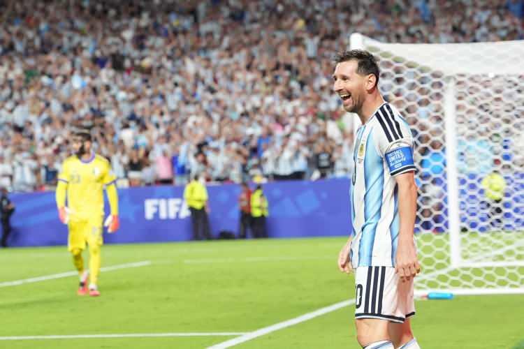 <p><strong>1- LİONEL MESSİ</strong></p>

<p>ARJANTİN</p>

<p><strong>*16 GOL&nbsp;</strong></p>
