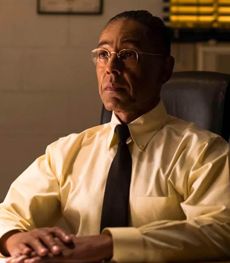<p><strong><span style="color:#800000">'Breaking Bad'</span> ve <span style="color:#800000">'Better Call Saul'</span> gibi yapımlarda sergilediği performansıyla tanınan &uuml;nl&uuml; Amerikalı oyuncu <span style="color:#800000">Giancarlo Esposito, Suudi Arabistan'da</span> bulunduğu s&uuml;re zarfında İslamiyet'i se&ccedil;ti.</strong></p>
