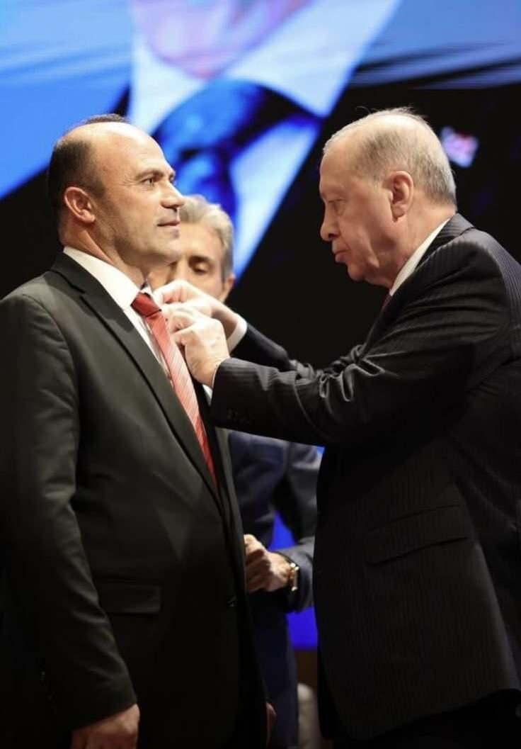 <p><span style="color:#B22222"><strong>ŞENOL &Ouml;NC&Uuml;L&nbsp;</strong></span></p>

<p><strong>AŞTAVUL (&Ccedil;ORUM)&nbsp;</strong></p>

<p><strong>CHP</strong></p>
