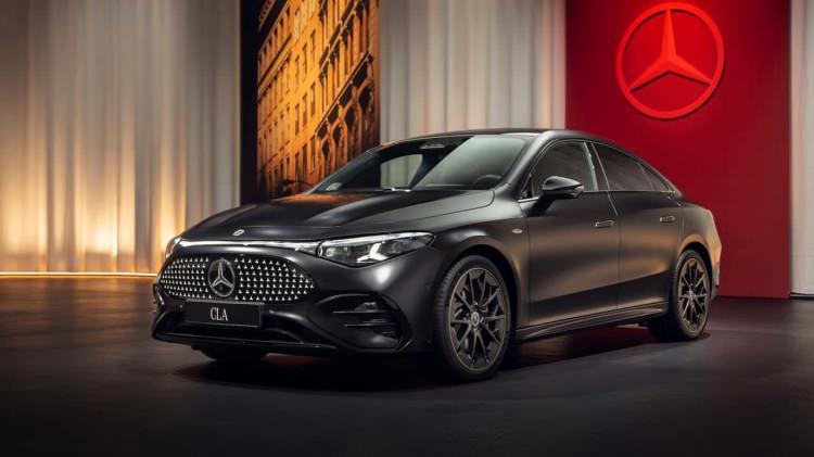 <p><strong>4 - Mercedes-Benz CLA - 2490 puan</strong></p>

<p>&nbsp;</p>
