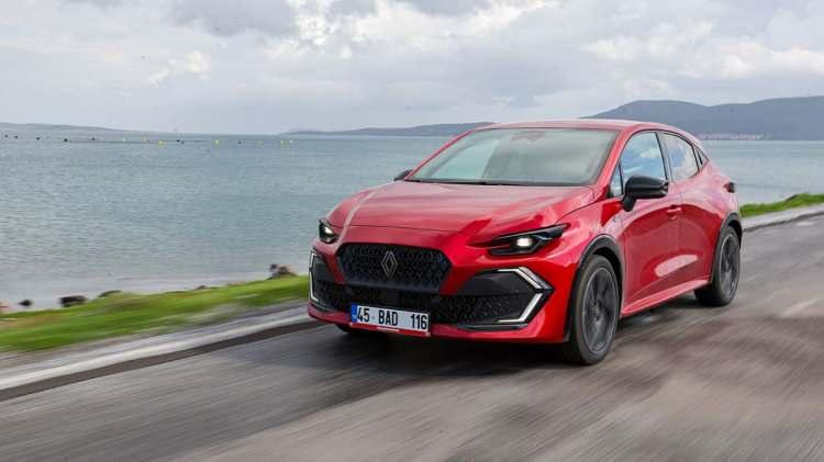 <p><strong>1 -&nbsp; Renault Clio - 3360 puan</strong></p>

<p>&nbsp;</p>

