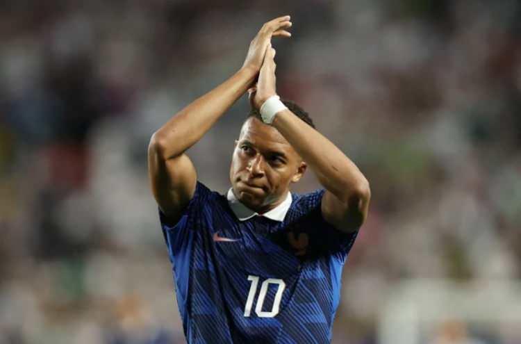 <p>Son olarak Irak ma&ccedil;ında duble yapan Mbappe'nin turnuva tarihinde 16 gol&uuml; bulunuyor.&nbsp;</p>
