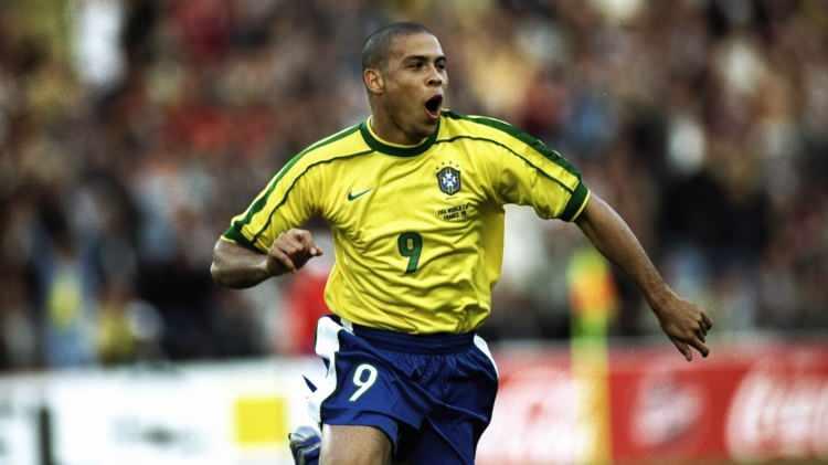 <p>3- Ronaldo Nazario | Brezilya | 15 gol</p>