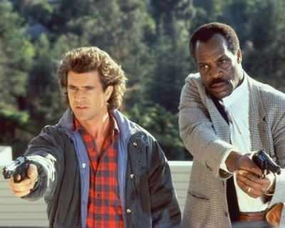 <p>Filmlerde &uuml;stlendiği roller ile Amerikan sinemasının en yetenekli isimlerinden olan 79 yaşındaki Danny Glover &uuml;z&uuml;c&uuml; haberi duyurdu.</p>
