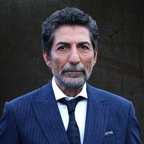 <p><span style="color:#B22222"><strong>70 KARAMAN &ndash; MUSTAFA UĞURLU</strong></span></p>
