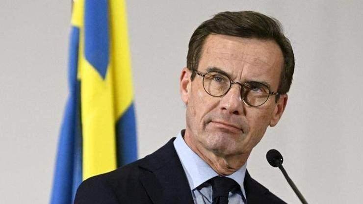 <p><strong><span style="color:#B22222">24)&nbsp; ULF KRISTERSSON</span>&nbsp; |&nbsp; İsve&ccedil; Başbakanı</strong></p>
