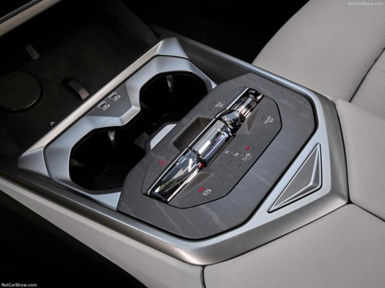 <p>Yeni X5 modelleri, BMW&rsquo;nin yeni tasarım dili olan Neue Klasse felsefesini b&uuml;nyesinde barındırıyor.</p>
