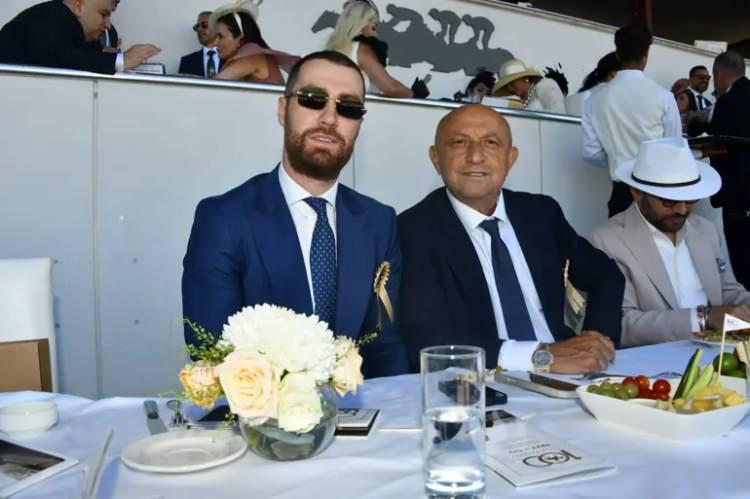 <p><span style="color:#B22222"><strong>SİNAN ENGİN VE OĞLU OĞULCAN ENGİN</strong></span></p>
