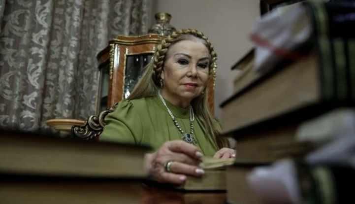 <p>85 YAŞINDA ORTAYA &Ccedil;IKTI&nbsp;</p>

<p>Bedia Akart&uuml;rk, 4 yıl sonra ilk kez bir r&ouml;portaj sırasında ortaya &ccedil;ıkmıştı.&nbsp;</p>

<p>&nbsp;</p>
