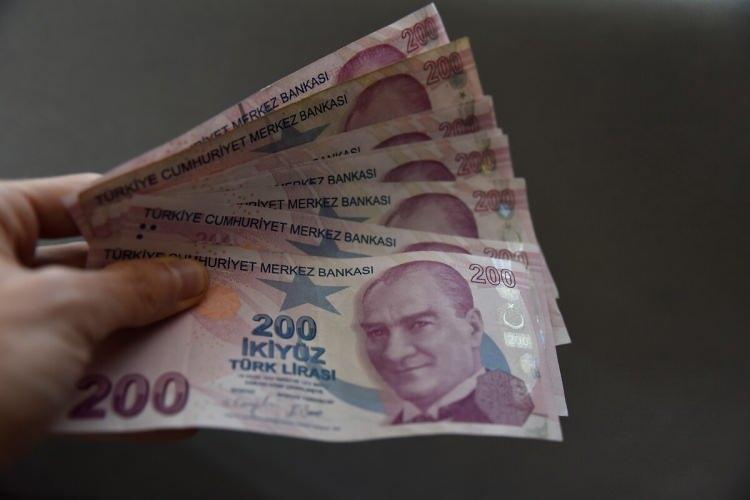<p>SSK emeklilerinin zamlı aylıkları, tahsis numaralarına g&ouml;re 17-26 Temmuz tarihleri arasında &ouml;denecek.</p>

<p>Bağ-Kur emeklilerinin zamlı maaş &ouml;demeleri ise 25-28 Temmuz tarihleri arasında ger&ccedil;ekleştirilecek.</p>

<p>&nbsp;</p>
