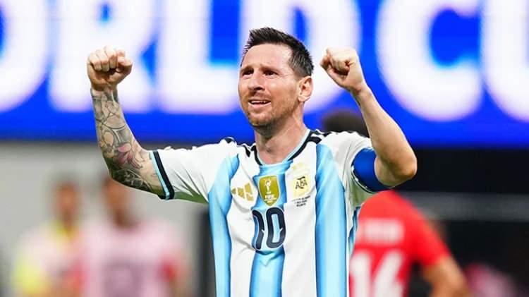 <p>Arjantin'de Messi 1 gol 1 asistle yıldızlaştı.</p>
