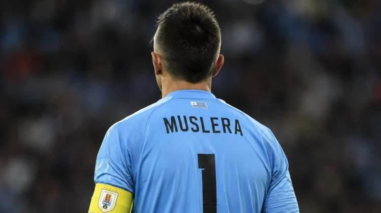 <p><strong>* URUGUAY</strong></p>
