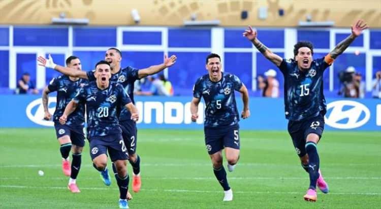 <p><strong>* PARAGUAY</strong></p>

