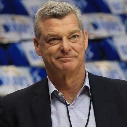 <p><strong><span style="color:rgb(178, 34, 34)">40)&nbsp; TONY RESSLER</span>&nbsp; |&nbsp; 11,4 MİLYAR DOLAR&nbsp; -&nbsp; İş insanı</strong></p>

<p>&nbsp;</p>

<p>Tony Ressler, ABD merkezli Apollo Global Management&rsquo;in kurucu ortaklarından biri olarak finans d&uuml;nyasında tanınıyor. Serveti, &ouml;zel sermaye ve yatırım fonlarındaki başarılı girişimlerinden kaynaklanıyor.</p>
