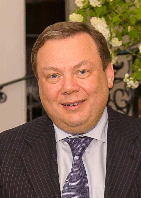 <p><span style="color:inherit">31)&nbsp; MIKHAIL FRIDMAN | 14,9 MİLYAR DOLAR</span></p>

<p><span style="color:inherit">&nbsp;</span></p>

<p><span style="color:inherit">Mikhail Fridman, Rus iş insanı ve Alfa Group&rsquo;un kurucularından biri olarak enerji, bankacılık ve perakende sekt&ouml;rlerinde b&uuml;y&uuml;k yatırımlara sahiptir. Serveti, başarılı iş girişimleri ve uluslararası ticaret operasyonlarından kaynaklanıyor.</span></p>

<p>&nbsp;</p>
