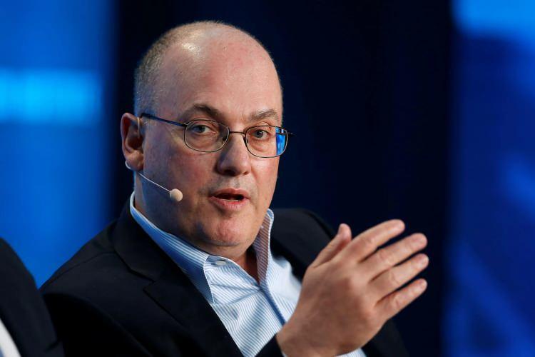 <p><strong><span style="color:rgb(178, 34, 34)">21)&nbsp; STEVE COHEN</span>&nbsp; |&nbsp; 21,3 MİLYAR DOLAR - Finans&ccedil;ı</strong></p>

<p>&nbsp;</p>

<p>Steve Cohen, hedge fon devi Point72 Asset Management&rsquo;ın kurucusu ve finans d&uuml;nyasının &ouml;nde gelen yatırımcılarından biridir. Serveti, başarılı yatırım stratejileri ve hisse senedi ticaretinden kaynaklanıyor.</p>
