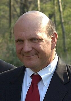 <p><strong><span style="color:rgb(178, 34, 34)">5)&nbsp; STEVE BALLMER</span>&nbsp; |&nbsp; 118+ MİLYAR DOLAR - Teknolıji</strong></p>

<p>&nbsp;</p>

<p>Steve Ballmer, Microsoft&rsquo;un eski CEO&rsquo;su ve NBA takımı Los Angeles Clippers&rsquo;ın sahibi olarak tanınıyor. Serveti, teknoloji sekt&ouml;r&uuml;ndeki uzun yıllar s&uuml;ren liderliği ve spor yatırımlarından kaynaklanıyor.</p>
