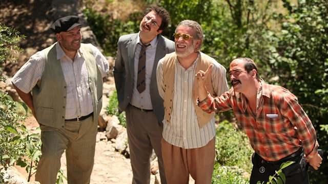 <p>Ge&ccedil;tiğimiz yıllarda &ccedil;ekilen D&uuml;ğ&uuml;n Dernek 2 filmiyle geniş kitleler tarafından tanınarak ikonik hale gelen Erzincan'ın Kemaliye il&ccedil;esindeki kayalık ev satışa &ccedil;ıkarıldı.&nbsp;</p>
