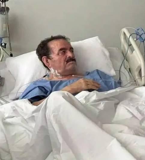 <p>7 Nisan'da ge&ccedil;irdiği ciddi enfeksiyon sebebiyle hastaneye kaldırılarak tedavi altına alınan İbrahim Tatlıses safra kesesi rahatsızlığı nedeniyle ameliyat edilmişti. Daha sonra taburcu edilen Tatlıses&nbsp;Ankara'da fizik tedaviye başladı.</p>
