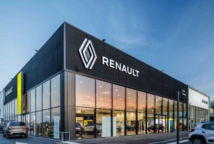 <p><span style="color:#B22222"><strong>RENAULT MODELLER</strong></span></p>

