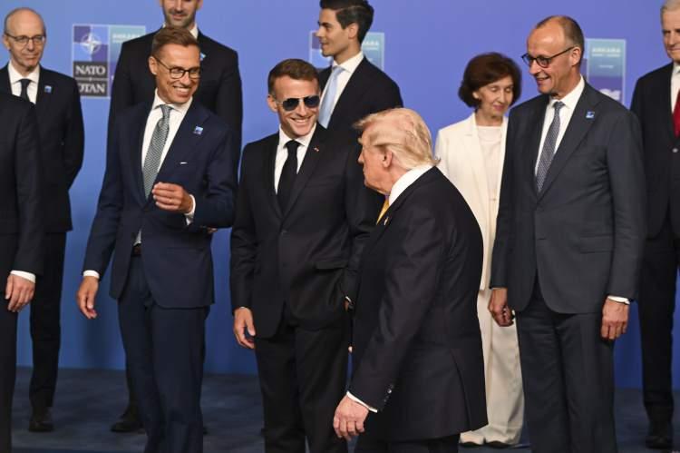 <p><span style="color:#B22222"><strong>LE MONDE: </strong></span></p>

<p>Trump'ın Erdoğan i&ccedil;in "&Uuml;lkesini iyi y&ouml;netmeyi bilen g&uuml;&ccedil;l&uuml; bir adam" ifadesini &ouml;ne &ccedil;ıkardı.</p>

<p>&nbsp;</p>
