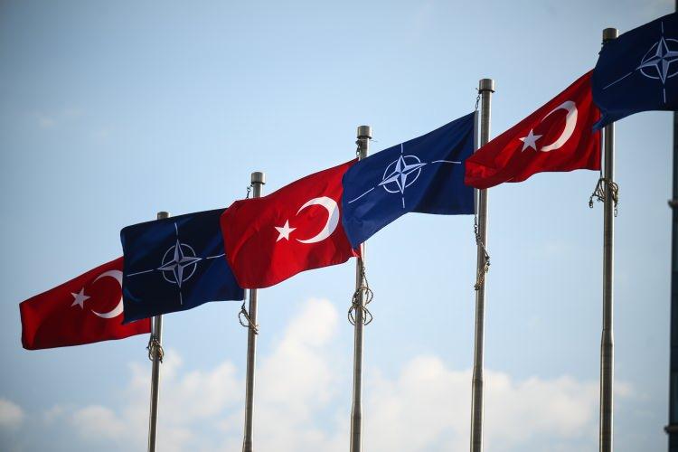 <p>T&uuml;rkiye'nin ev sahipliğinde d&uuml;zenlenen 36. NATO Devlet ve H&uuml;k&uuml;met Başkanları Zirvesi'nin hazırlıkları tamamlandı. Zirve kapsamında NATO &uuml;yesi 32 &uuml;ye &uuml;lkenin devlet ve h&uuml;k&uuml;met başkanı, binlerce diplomat, gazeteciler ve davetliler ağırlanacak.&nbsp;</p>
