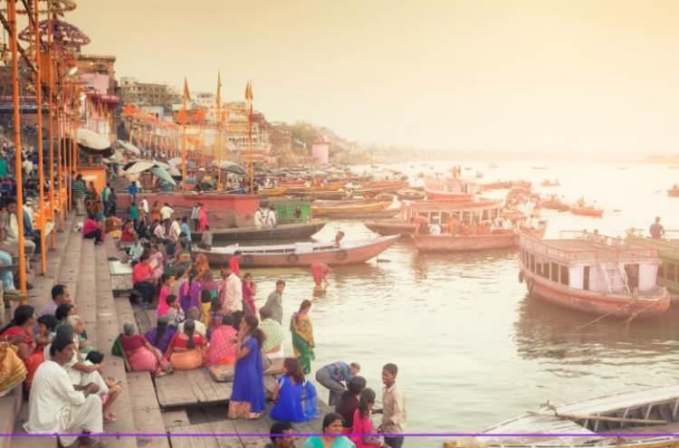 <p>Varanasi (Hindistan)</p>

