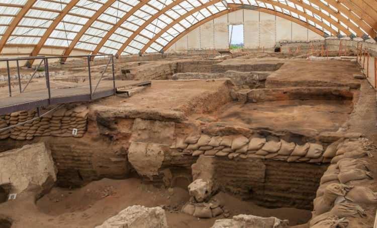 <p>&Ccedil;atalh&ouml;y&uuml;k (Konya)</p>
