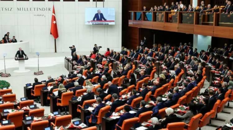 <p>TBMM Genel Kurulu&rsquo;nda, kamuoyunda "12. Yargı Paketi" olarak bilinen kanun teklifinin g&ouml;r&uuml;şmelerine başlandı.</p>

<p>&nbsp;</p>
