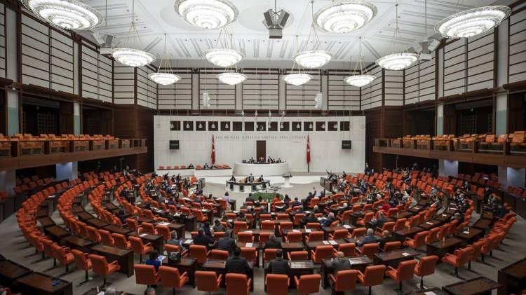 <p>Uluslararası &ouml;rg&uuml;tlerden Avrupa Konseyi, Avrupa Parlamentosu, Avrupa Konseyi Parlamenter Meclisi, Avrupa G&uuml;venlik ve İşbirliği Teşkilatı Parlamenter Asamblesi (AGİTPA), Birleşmiş Milletler ile İslam D&uuml;nyası Sivil Toplum Kuruluşları Birliği'nin (İDSB) başkan ve temsilcileri, girişimin ardından Ankara'ya ziyarette bulundu.</p>
