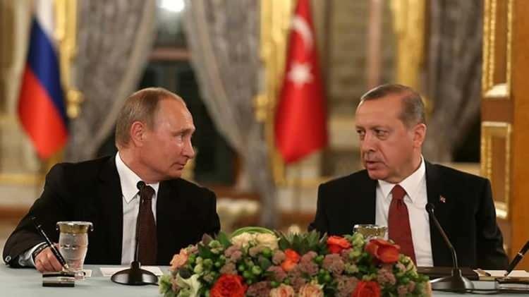 <p><span style="color:#B22222"><strong>VLADİMİR PUTİN:</strong></span></p>

<p>Devlet hayatında anayasa karşıtı eylemler ve şiddet kabul edilemez. En kısa zamanda istikrarlı anayasal d&uuml;zenin sağlanmasını diliyorum.</p>
