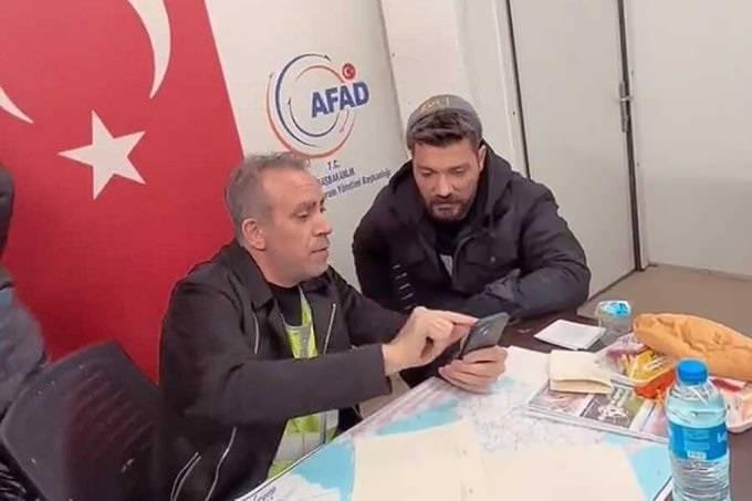Haluk Levent'te y&uuml;klendiler: Atilla Taş devlete destek verdi, Yeşim Salkım sitem etti
