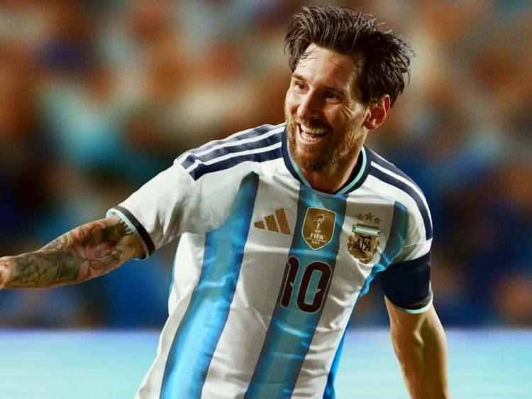 <p>5- Lionel Messi | 512 milyon takip&ccedil;i | 10 milyon takip&ccedil;i</p>
