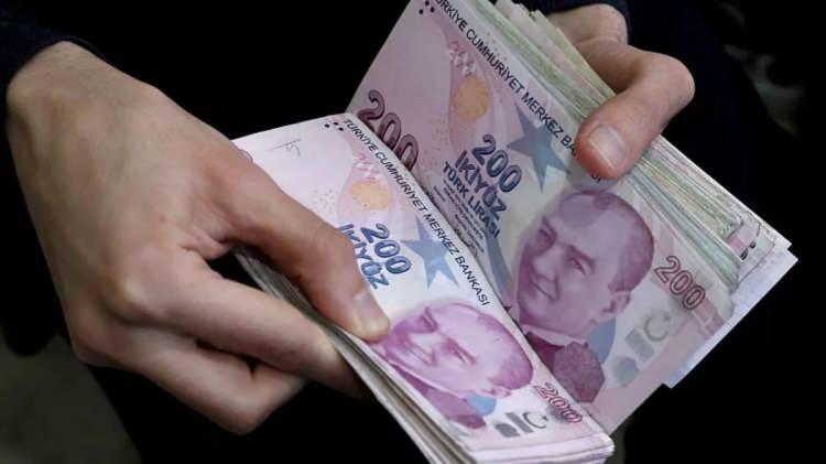 <p><span style="color:rgb(91, 91, 91)">Peki en d&uuml;ş&uuml;k emekli aylığı alanlar ne kadar &ouml;deme alacak? Ek &ouml;deme hangi s&uuml;re&ccedil; sonunda hesaplara yansıyacak? İşte t&uuml;m detaylar...</span></p>
