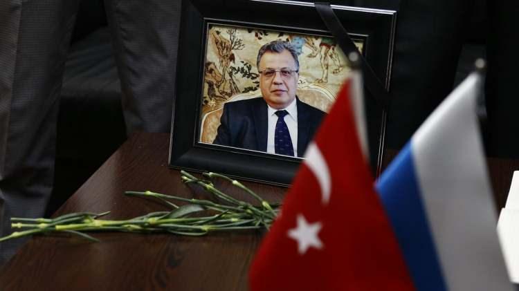 <p>Rus B&uuml;y&uuml;kel&ccedil;i Andrey Karlov suikastının planlayıcılarından Cemal Karaata ile bağlantılı olduğu belirtilen Cengiz &Ouml;zkan'ın ise 43 numaralı ID'ye sahip olduğu ifade edildi.</p>
