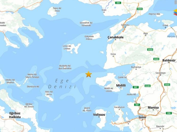 <p>AFAD Deprem Dairesi Başkanlığı verilerine g&ouml;re, saat 22.15 sıralarında merkez &uuml;ss&uuml; &Ccedil;anakkale'nin Ayvacık il&ccedil;esi olan 3.9 b&uuml;y&uuml;kl&uuml;ğ&uuml;nde deprem meydana geldi. Depremin 13.03 kilometre derinlikte ger&ccedil;ekleştiği bildirildi.</p>
