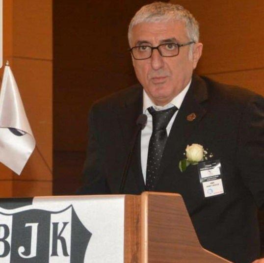 <p>Ahmet Ak&ccedil;elik (Beşiktaş) &ndash;<br />
<br />
Y&ouml;neticilik yaptığı d&ouml;nemde kendi kul&uuml;b&uuml;n&uuml;n ma&ccedil;ına rakip takım lehine veya Gol bahislerine 53 kupon oynadığı değerlendirilmektedir.</p>
