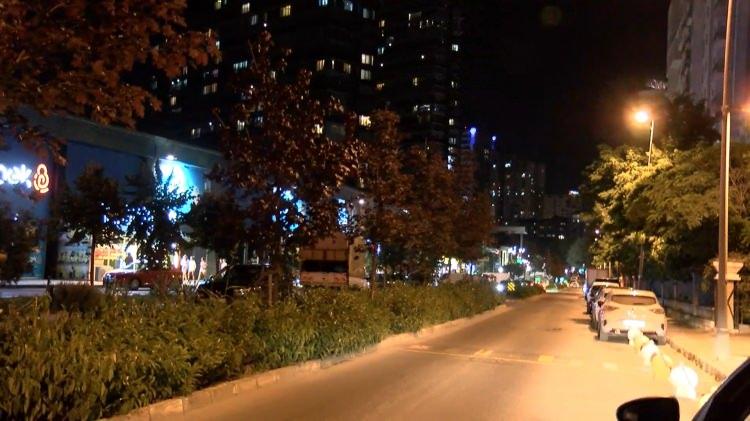 <p>Yıldız&rsquo;ın arkadaşıyla yaşadığı tartışmayı kafasına taktığı ve bir s&uuml;re sonra kendisini 16&rsquo;ncı kattan aşağı attığı ileri s&uuml;r&uuml;ld&uuml;.</p>
