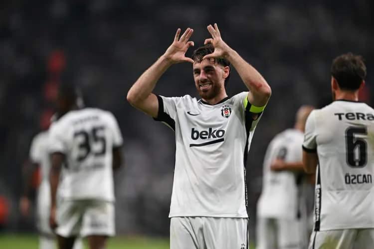 <p>Beşiktaş, UEFA Avrupa Ligi 2. &ouml;n eleme turu ilk ma&ccedil;ında Midtjylland'ı 1-0 yendi ve r&ouml;vanş ma&ccedil;ı &ouml;ncesi avantaj elde etti.</p>
