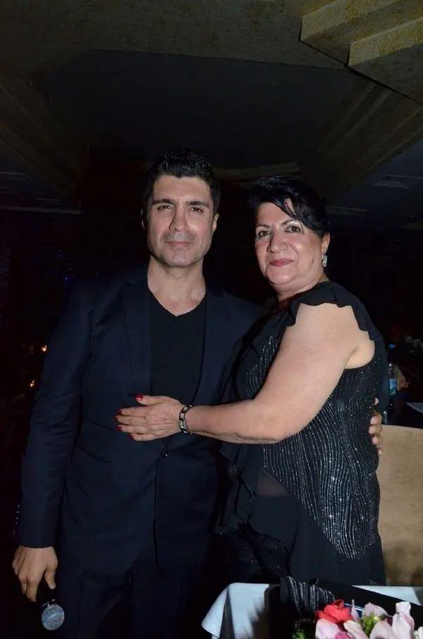 &Ouml;zcan Deniz'in annesinden evladına dava! Aile i&ccedil;i kriz giderek b&uuml;y&uuml;yor