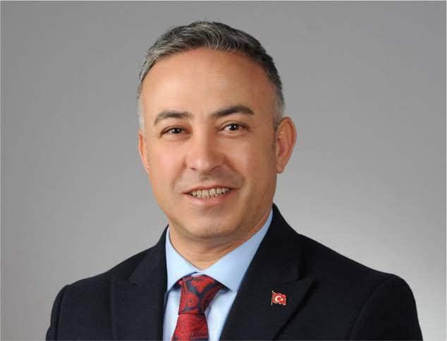 <p>MEHMET TAHTASIZ</p>
