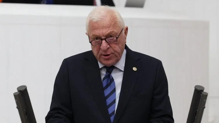 <p>TALİH ÖZCAN</p>
