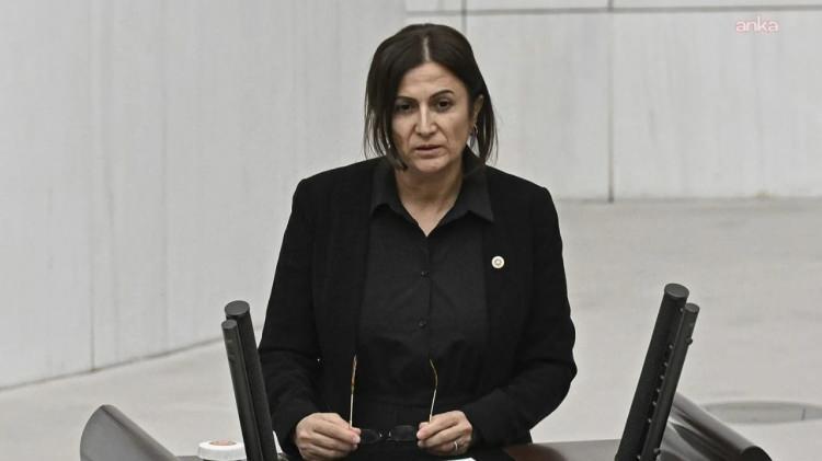 <p>TÜRKAN ELÇİ</p>
