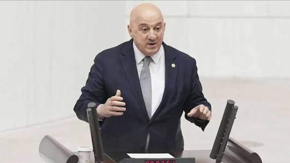 <p>UĞUR BAYRAKTUTAN</p>
