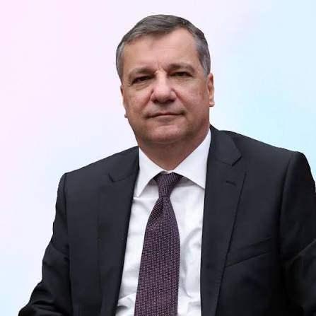 <p>ÖZGÜR CEYHAN</p> <p>UMUT AYDOĞAN</p> <p> </p>

