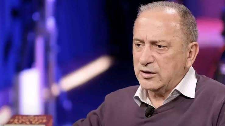 <p>&nbsp;Benim AHBAP derneğine veyahut Haluk LEVENT'e maddi olarak herhangi bir yardımım s&ouml;z konusu değildir. Kendisine para g&ouml;ndermedim. AHBAP derneğinin topladığı paraları da daha sonra bu yardımların ilgililerine ulaşıp ulaşmadığı konusunda a&ccedil;ık&ccedil;ası araştırma yapamadım. &Ccedil;&uuml;nk&uuml; Habert&uuml;rk'ten o d&ouml;nem ayrılmıştım. Elimde o d&ouml;nem bu denetlemeyi yapabilecek yetki ve kabiliyet bulunmamaktaydı. Sadece yazılarımda ve Youtube videolarımda bu işin profesyonelce denetlenmesi gerektiğini ve denetim raporlarının kamuoyuyla paylaşılması gerektiğini savundum. Elimden gelen bu kadardı. Daha sonra yaşanan s&uuml;re&ccedil;te Haluk LEVENT'in huyundan vazge&ccedil;mediğini hep beraber g&ouml;rm&uuml;ş olduk. Ben o s&uuml;re&ccedil;te her insan ikinci bir şansı hak eder ve insanların yardımına koşan herkesi destekleme d&uuml;ş&uuml;ncesi ile bu yayınları yaptım ve tweetleri attım. Ancak şuan g&ouml;r&uuml;yorum ki hak etmediği bir destek vermişim. Depremden sonra T&uuml;rkiye bir genel se&ccedil;im ve yerel se&ccedil;im ge&ccedil;irdi. Yoğun g&uuml;ndem i&ccedil;erisinde bu işi yeterince takip edememiş olabiliriz. Zaten denetim yetkisi de bizde değildi. Ama gelinen aşamada Haluk LEVENT ve AHBAP derneğinin asla hak etmediği bir desteği vermiş olmaktan &uuml;z&uuml;nt&uuml; hatta pişmanlık duyuyorum. Başkaca eklemek istediğim bir husus yoktur.&nbsp;</p>
