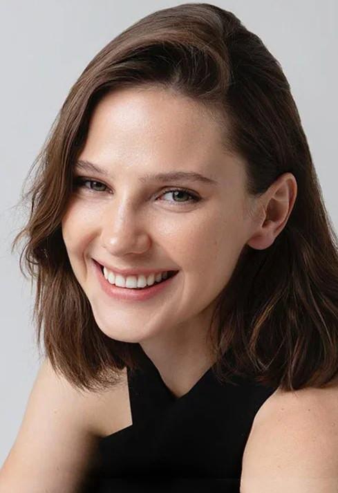 <p>28 yaşındaki Alina Boz, son olarak Kuruluş Orhan dizisinde Aspor&ccedil;a Hatun'u canlandırmıştı.&nbsp;</p>
