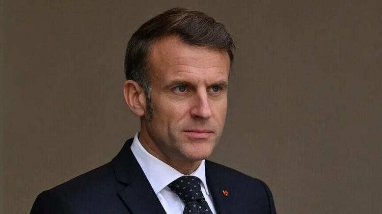 <p><strong><span style="color:rgb(178, 34, 34)">MACRON&nbsp;</span>&nbsp;|&nbsp; Fransa Başbakanı</strong></p>

<p>N&uuml;kleer kapasite ve AB i&ccedil;indeki etkinliği ile savaş sonrası k&uuml;resel dengeyi etkileyebilir.</p>
