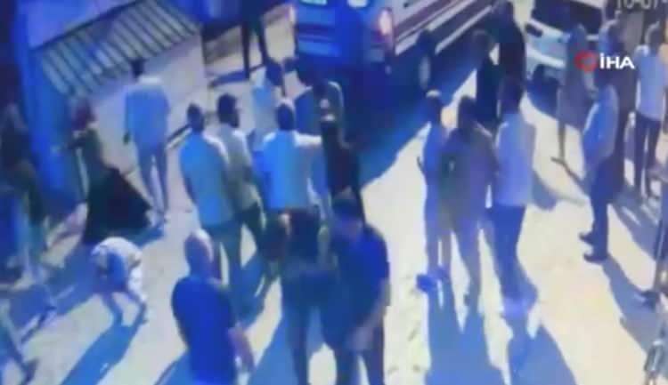 <p>Yaptırdı kardeşim, bir şey demedi. İlk sefer sadece evin &ouml;n&uuml;nden g&ouml;nderdi, '&ccedil;ocuklar burada top oynamayın' diye.&nbsp;</p>
